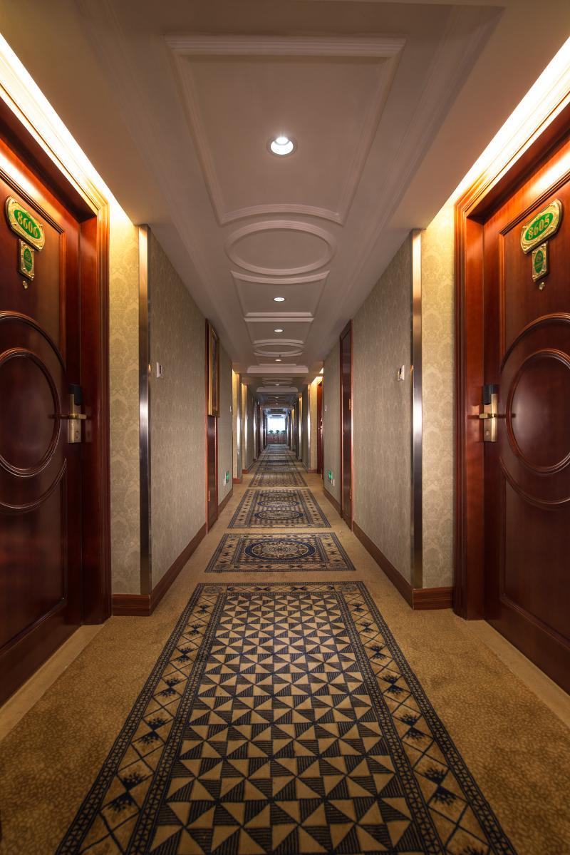 Vienna Hotel Shenzhen Railway Station Ngoại thất bức ảnh