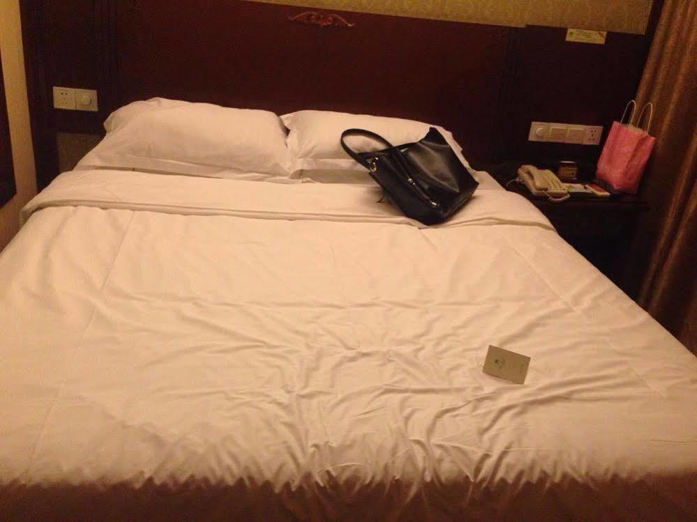 Vienna Hotel Shenzhen Railway Station Ngoại thất bức ảnh
